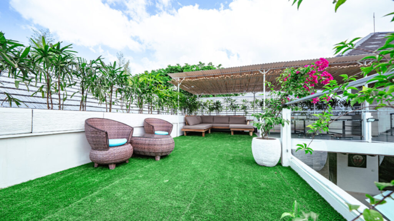 Sultan Villa outdoor area