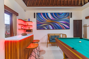 Sultan Villa living and dining area