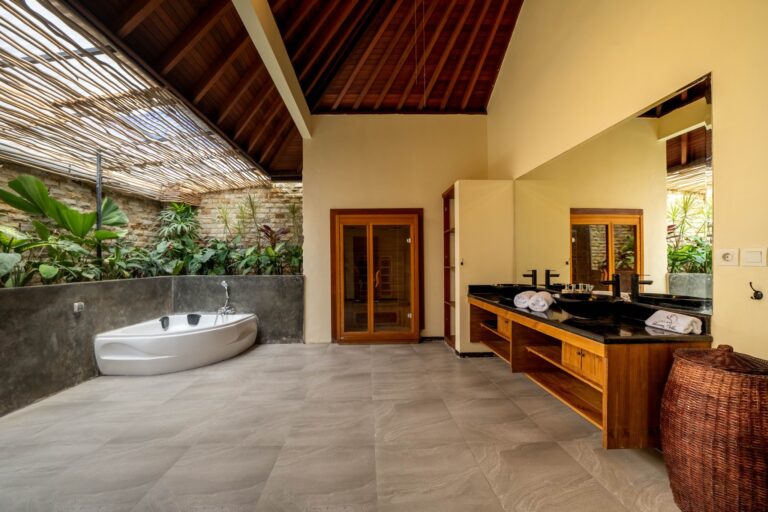 Sultan Villa master bedroom