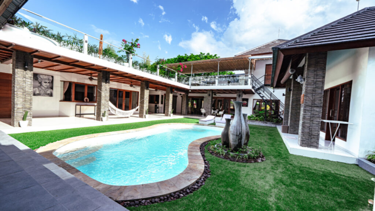 Sultan Villa outdoor area