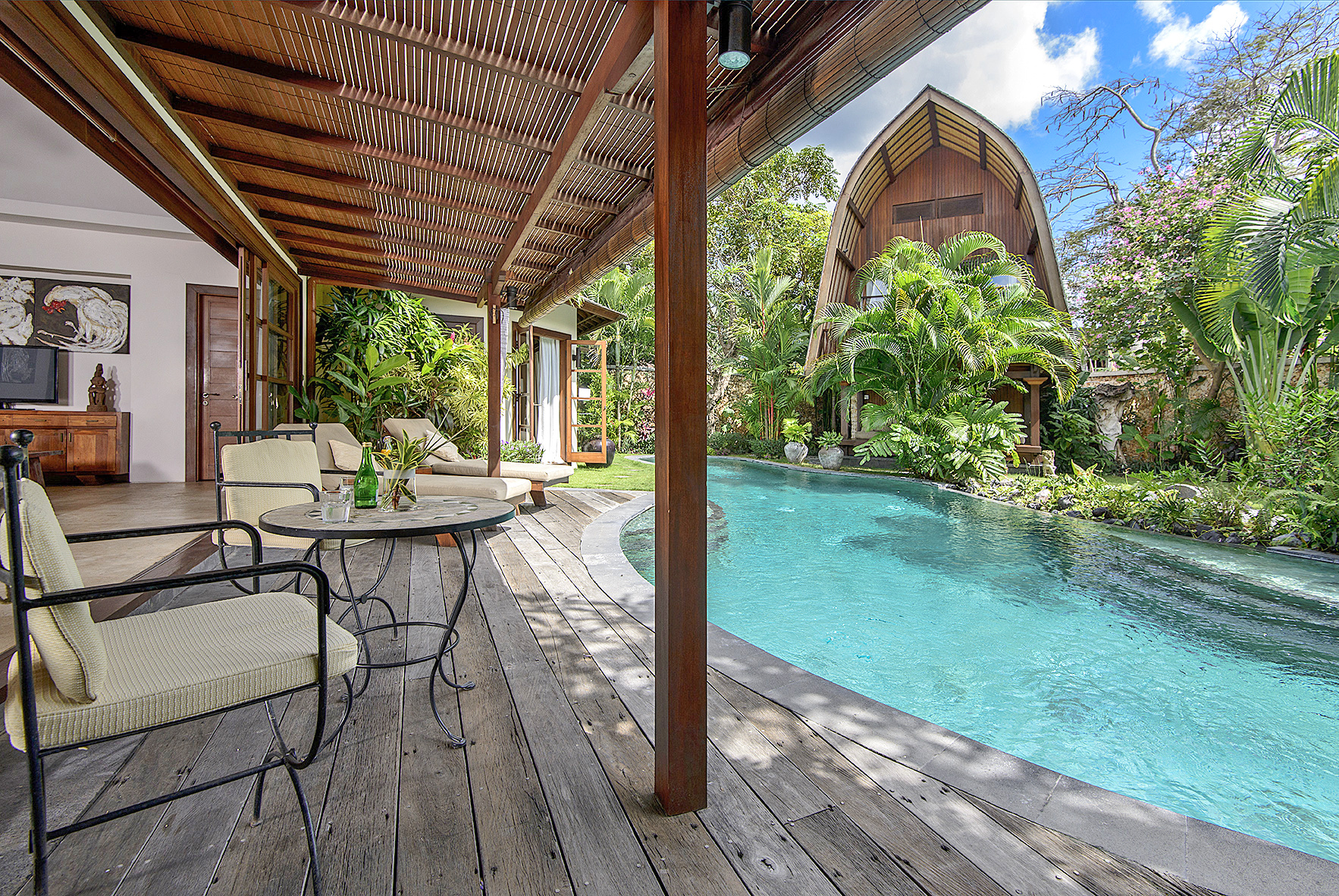 LataLiana Villa 2 pool